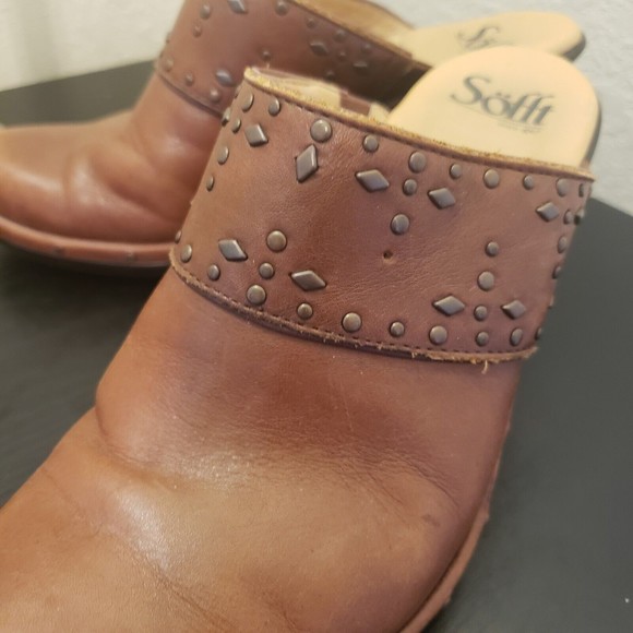 Sofft NWOB Womens Brown Leather Metal Studs Mules Heels Shoes Size 7 - Picture 7 of 9